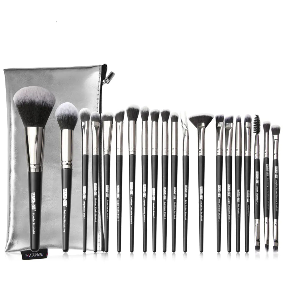 20-Piece Essential Makeup Brush Kit with Bag